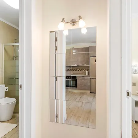 Ocean Smart Home, Hi-end Services, Media Streaming Apartment *