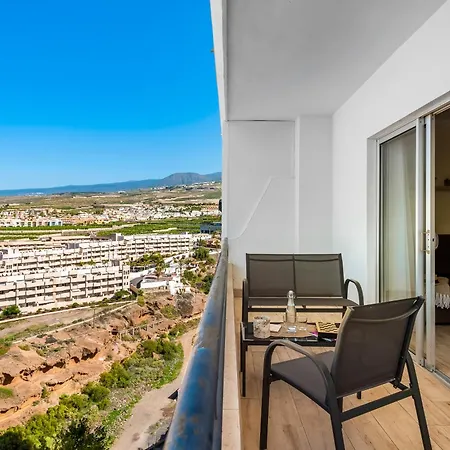 Ocean Smart Home, Hi-end Services, Media Streaming Apartamento